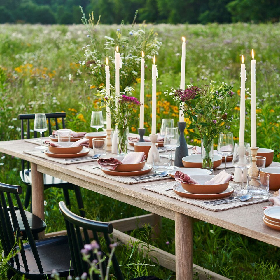 Hargrove Extendable Dining Table